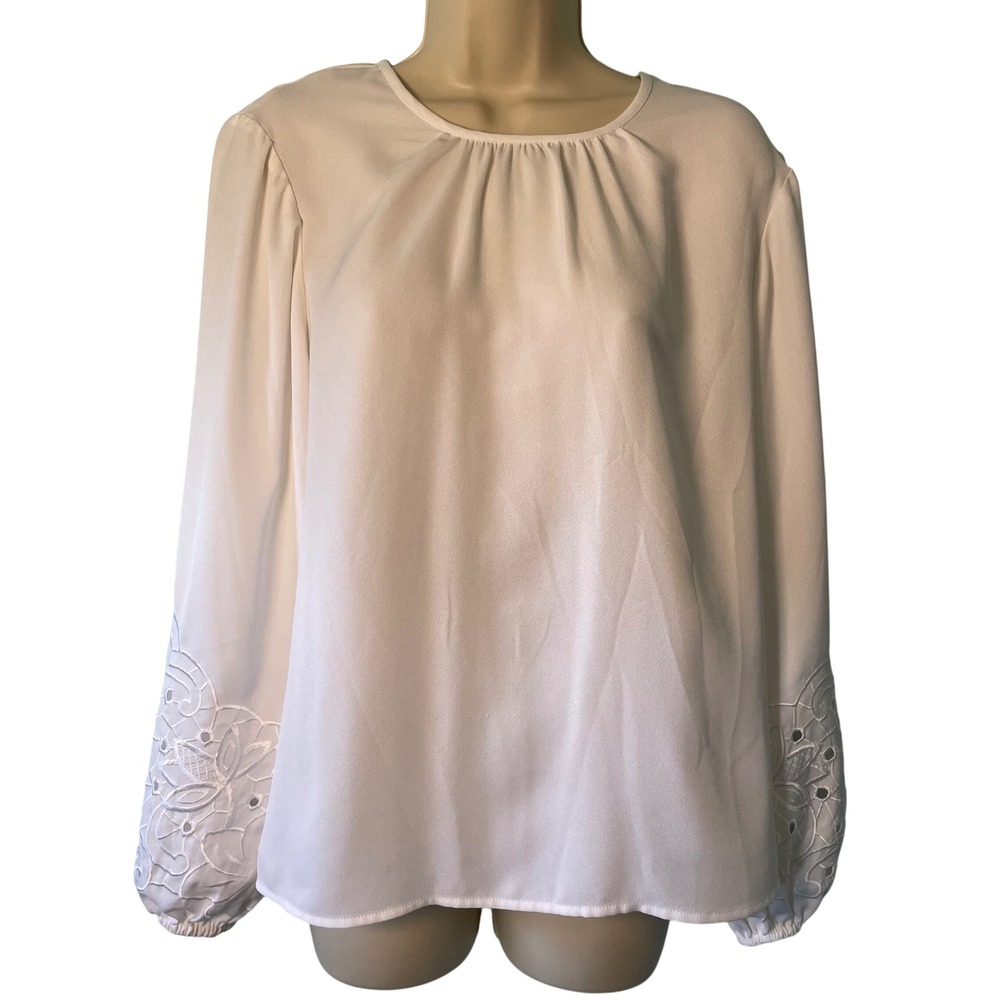 Express Women's Floral Embroidered Blouse Size Large‎ White Career Coquette